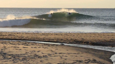 Doniños, surf canibal en Galicia