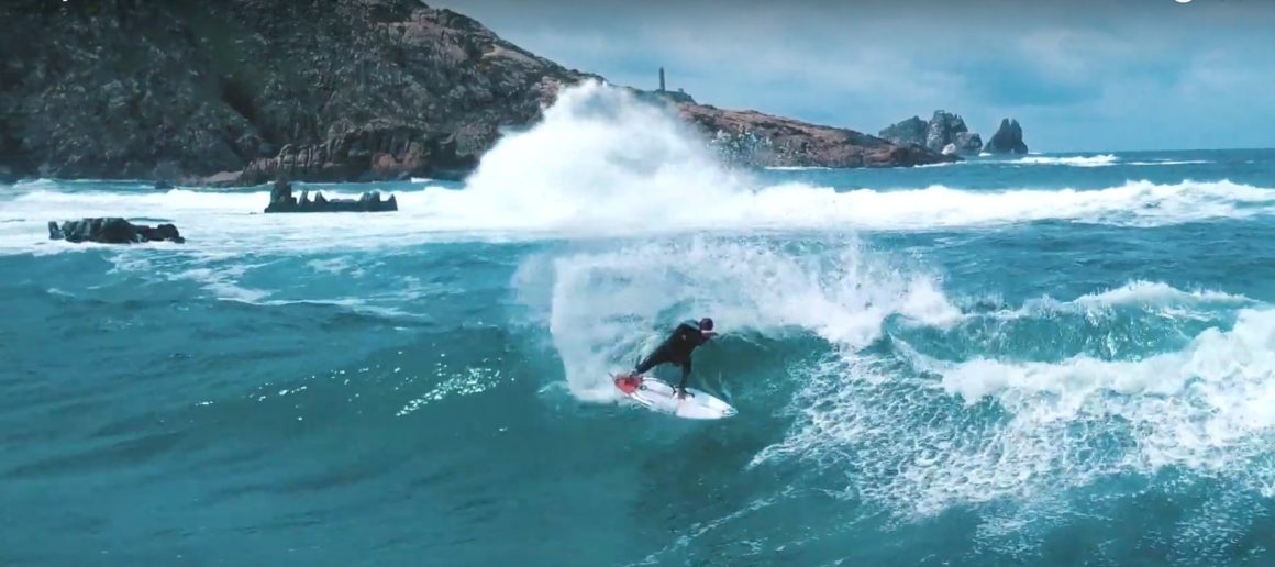 Gony Zubizarreta, embajador del surf salvaje de Galicia