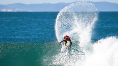 Épica final en Jeffrey’s Bay corona a Gabriel Medina