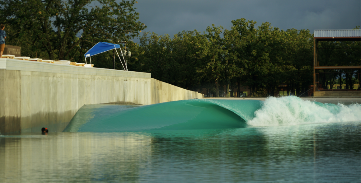 El Catalán que Crea Olas Perfectas en Waco (Texas)