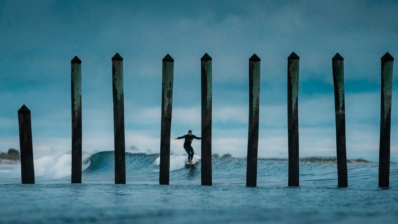 ¿Es legal que no dejen surfear en algunos municipios?