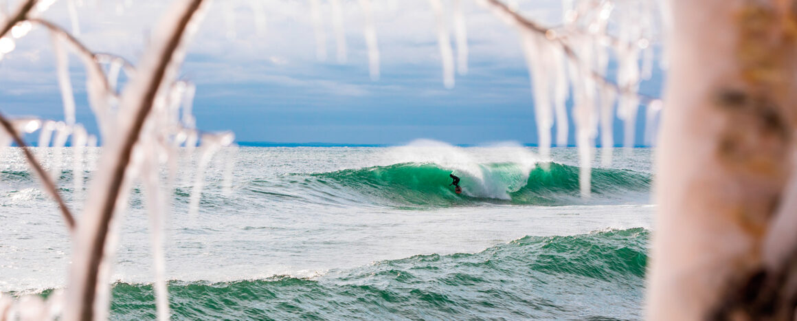 Vuelve la serie de Dylan Graves: Weird Waves
