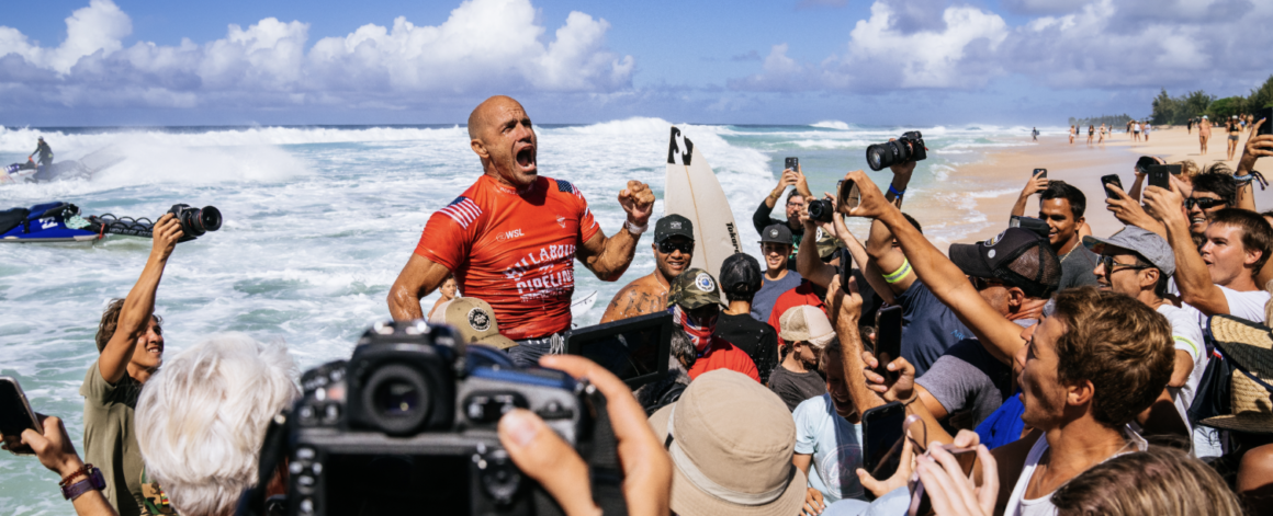 El número uno del mundo con 50 años, Slater gana su octavo evento en Pipeline
