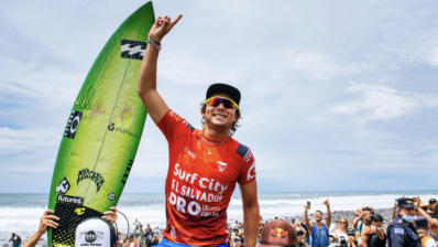 Griffin Colapinto y Stephanie Gilmore han ganado el Surf City El Salvador Pro